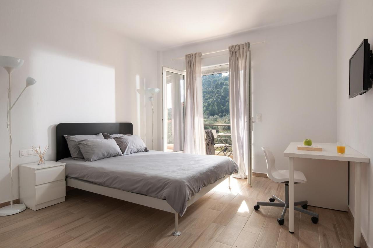 Les Oliviers - Studios & Apartments Vourvourou Exterior foto