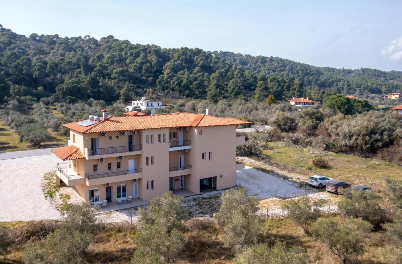 Les Oliviers - Studios & Apartments Vourvourou Exterior foto