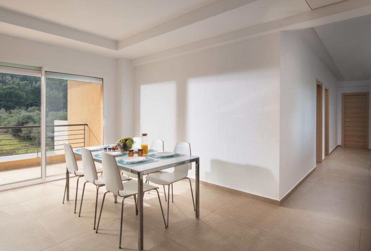 Les Oliviers - Studios & Apartments Vourvourou Exterior foto